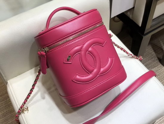 Chanel Vanity Case in Rose Lambskin AS0323