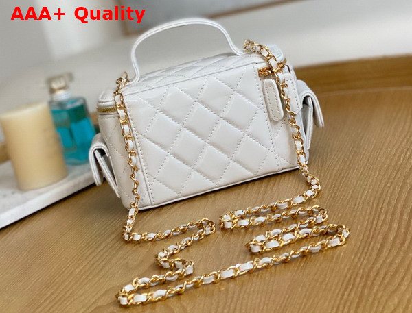 Chanel Vanity with Chain White Lambskin Ref AP3017 Replica