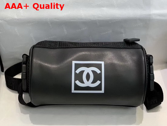 Chanel Vintage Roller Shoulder Bag in Black Replica