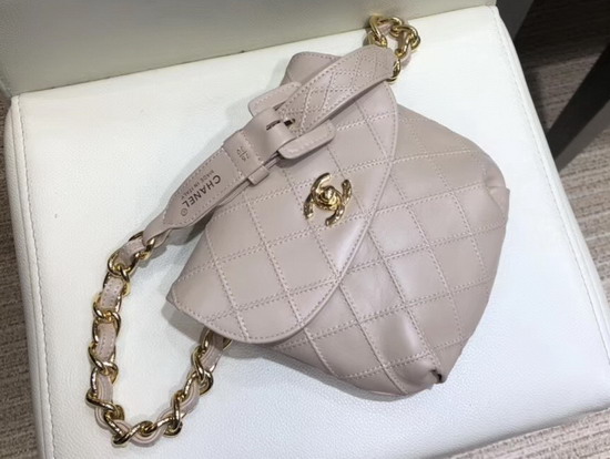 Chanel Waist Bag in Beige Lambskin