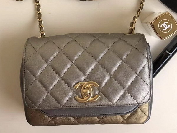 Chanel Waist Bag in Champagne Lambskin For Sale