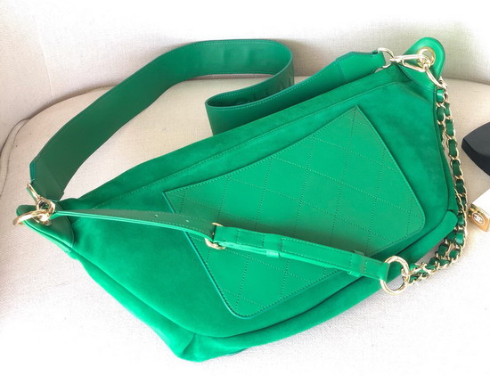 Chanel Waist Bag in Green Suede and Calfskin