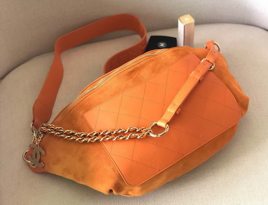 Chanel Waist Bag in Orange Suede and Calfskin