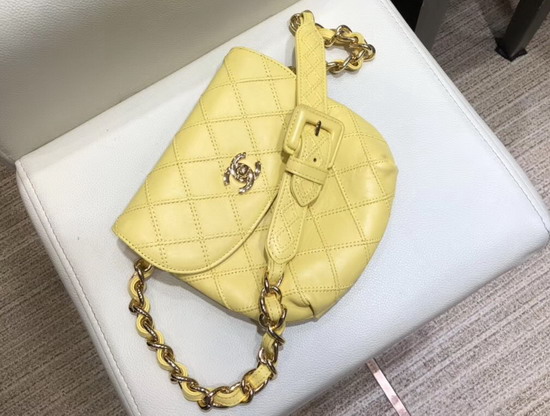 Chanel Waist Bag in Yellow Lambskin