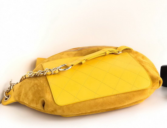 Chanel Waist Bag in Yellow Suede and Calfskin