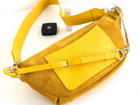 Chanel Waist Bag in Yellow Suede and Calfskin