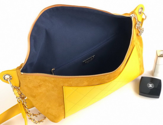 Chanel Waist Bag in Yellow Suede and Calfskin