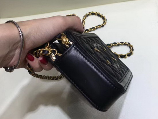 Chanel Zipped Wallet On Chain Black Grained Calfskin