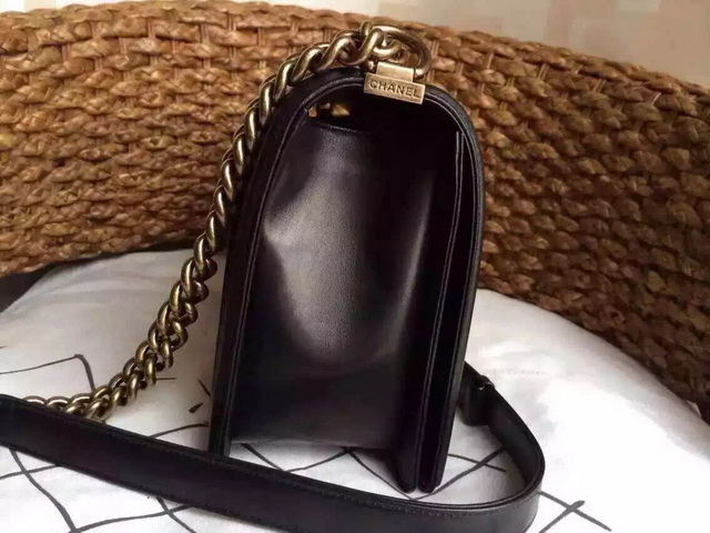 Medium Boy Chanel Flap Bag Black Lambskin Gold Hardware for Sale