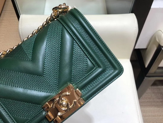 Small Boy Chanel Handbag Green Calfskin and Gold Tone Metal A67085