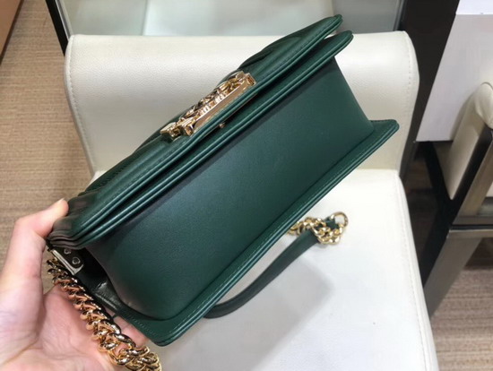 Small Boy Chanel Handbag Green Calfskin and Gold Tone Metal A67085