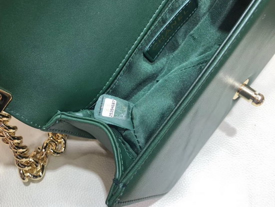 Small Boy Chanel Handbag Green Calfskin and Gold Tone Metal A67085