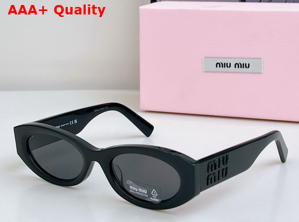 Miu Miu Logo Oval Sunglasses in White Replica