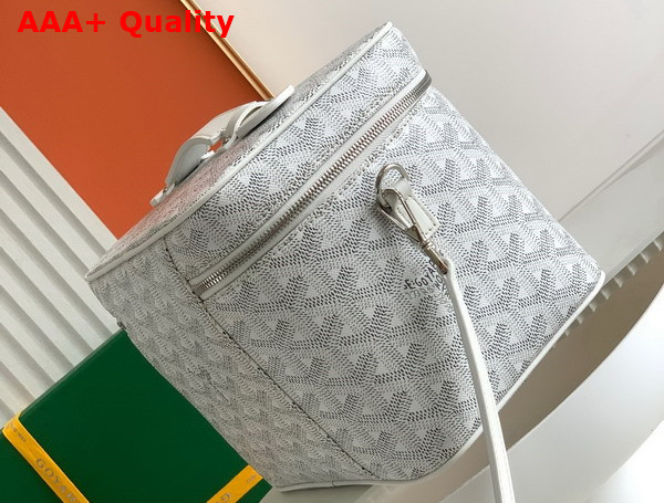 Goyard Muse Vanity Case in White Goyardine Canvas and Cervon Calfskin Replica