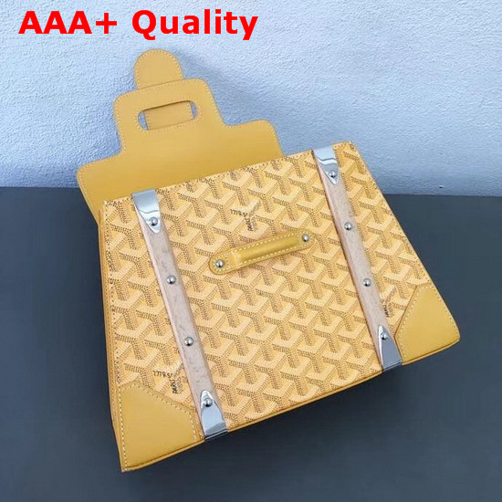 Goyard Saigon Shoulder Bag in Yellow Replica