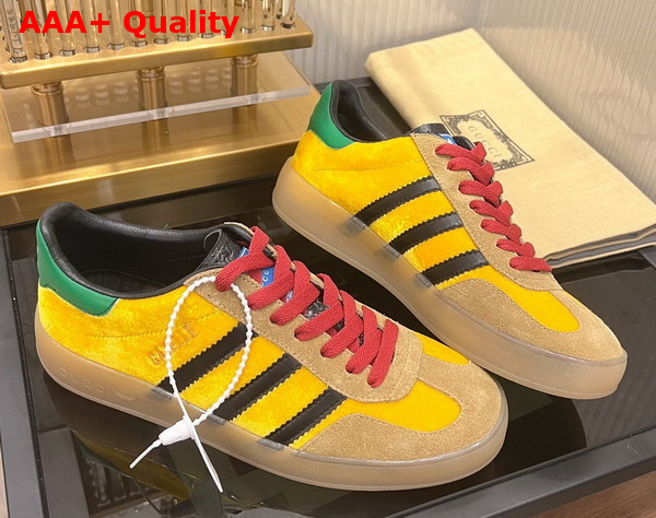 Adidas x Gucci Womens Gazelle Sneaker in Yellow Velvet 707864 Replica