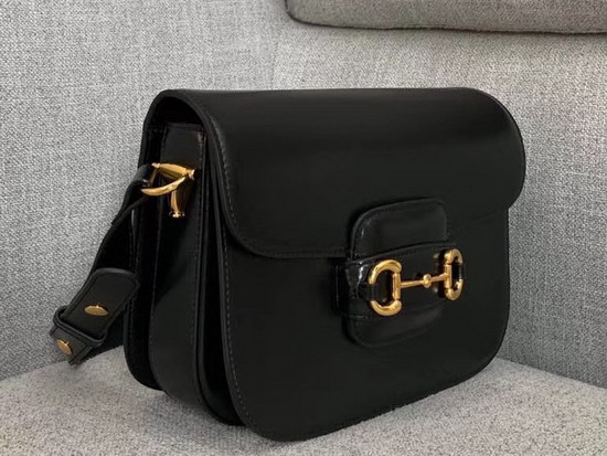 Gucci 1955 Horsebit Shoulder Bag in Black Textured Leather with a Vintage Effect 602204