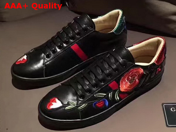 Gucci Ace Embroidered Low Top Sneaker with Floral Embroidery in Black Leather For Men Replica