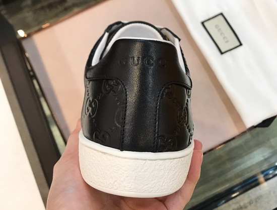 Gucci Ace Gucci Signature Sneaker in Black 386750