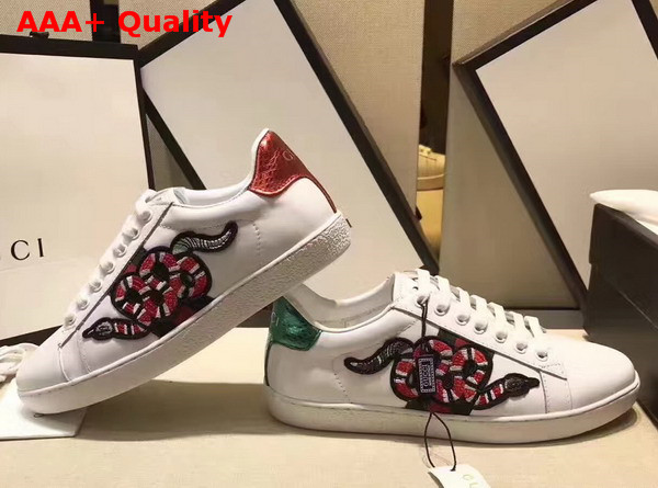 Gucci Ace Low Top Sneaker with An Embroidered Snake Applique Set Against The Web Replica