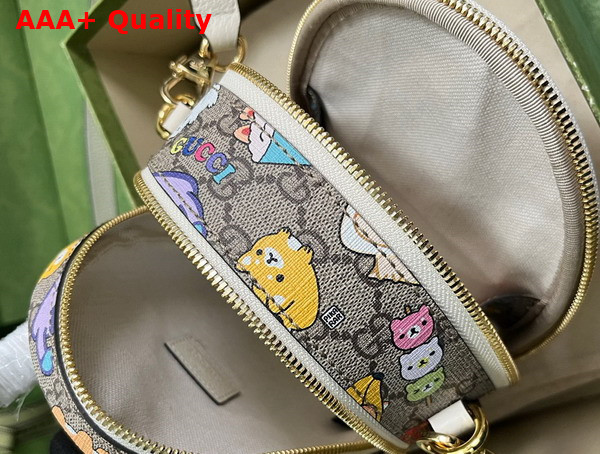 Gucci Animal Print Multi Function Bag in Beige and Ebony GG Supreme Canvas 725654 Replica