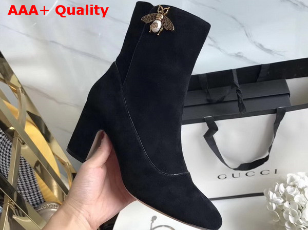 Gucci Ankle Boot with Bee in Black Velvet Replica