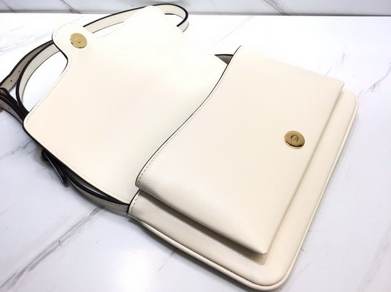 Gucci Arli Small Shoulder Bag in White Leather 550129