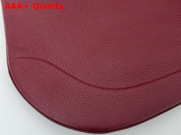 Gucci B Medium Shoulder Bag in Rosso Ancora Red Soft Grainy Leather 820169 Replica