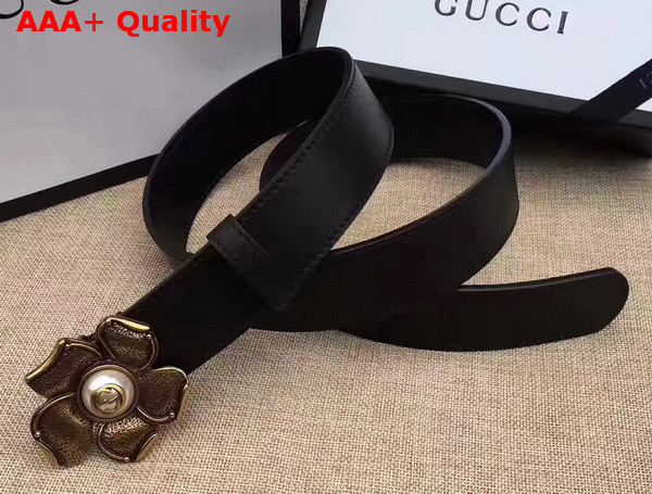 Gucci Black Leather Belt with Metal Flower Replica