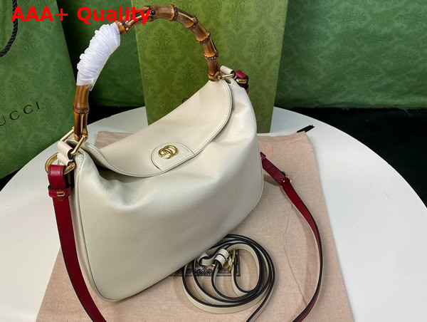 Gucci Diana Medium Shoulder Bag in White Leather 746124 Replica