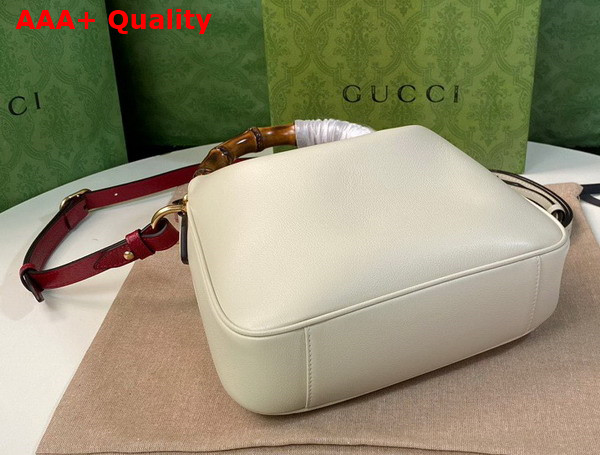 Gucci Diana Small Shoulder Bag in White Leather 746251 Replica