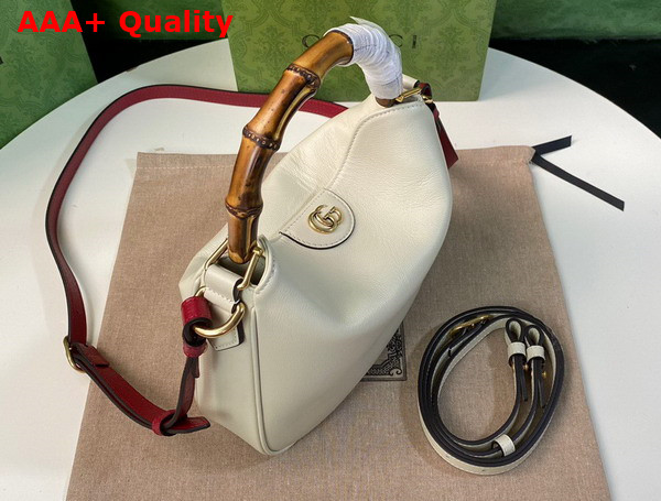 Gucci Diana Small Shoulder Bag in White Leather 746251 Replica