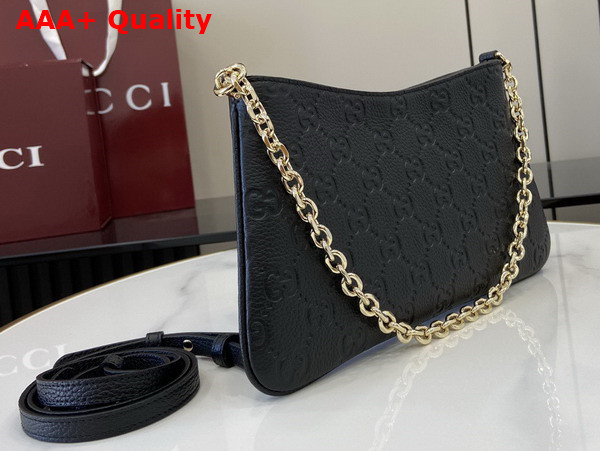 Gucci GG Emblem Medium Shoulder Bag in Black GG Grainy Leather 815277 Replica