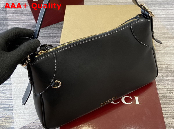 Gucci GG Emblem Medium Shoulder Bag in Black Leather 815217 Replica