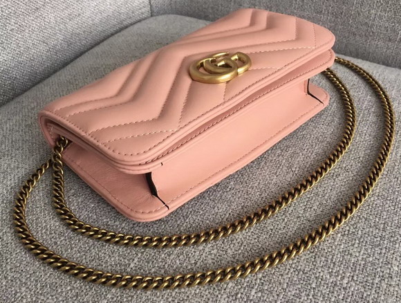 Gucci GG Marmont Leather Mini Bag Pink