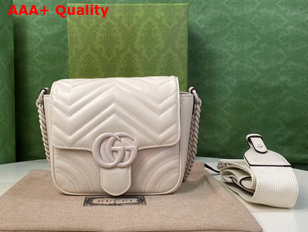 Gucci GG Marmont Matelasse Shoulder Bag in White Leather 739681 Replica