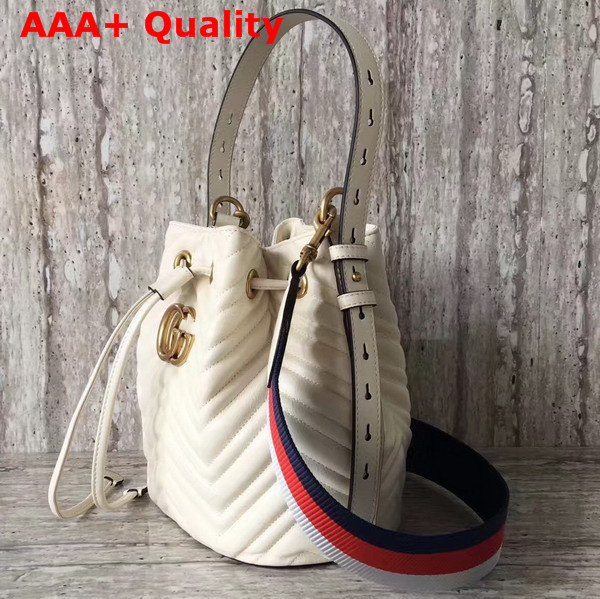 Gucci GG Marmont Quilted Leather Bucket Bag in White Chevron Leather Replica