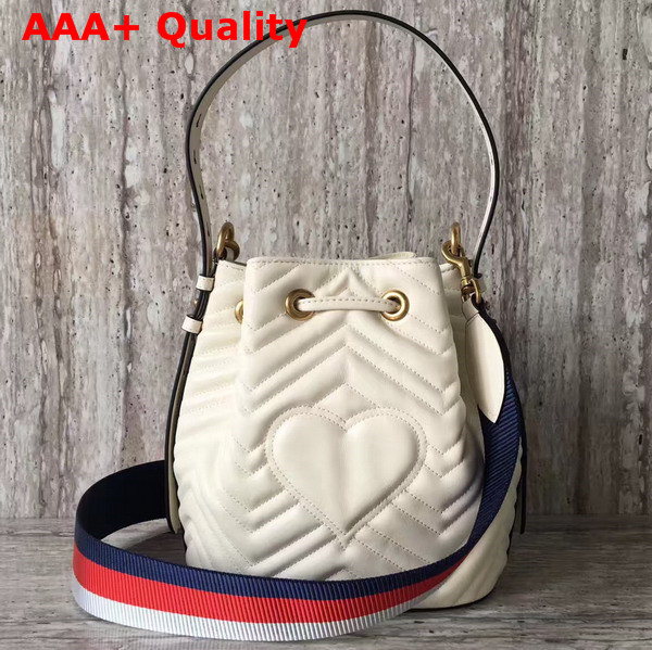 Gucci GG Marmont Quilted Leather Bucket Bag in White Chevron Leather Replica