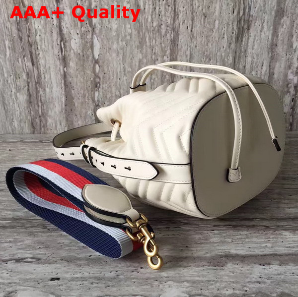 Gucci GG Marmont Quilted Leather Bucket Bag in White Chevron Leather Replica