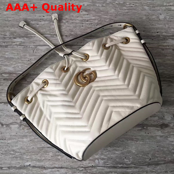 Gucci GG Marmont Quilted Leather Bucket Bag in White Chevron Leather Replica