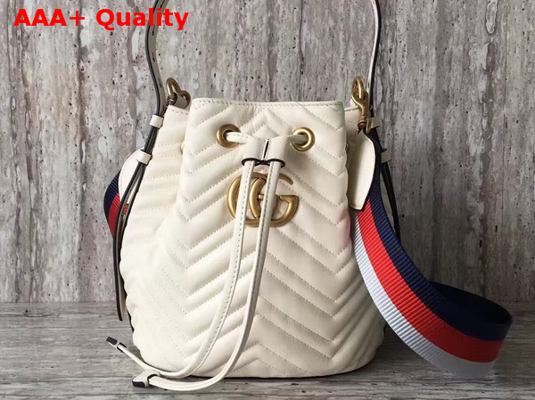 Gucci GG Marmont Quilted Leather Bucket Bag in White Chevron Leather Replica