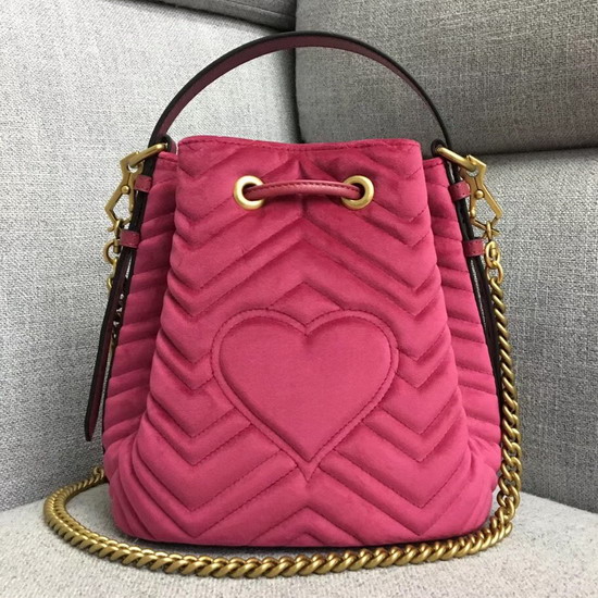 Gucci GG Marmont Quilted Velvet Bucket Bag in Pink