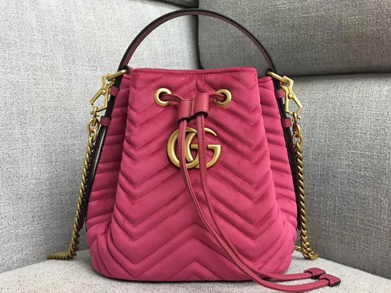 Gucci GG Marmont Quilted Velvet Bucket Bag in Pink