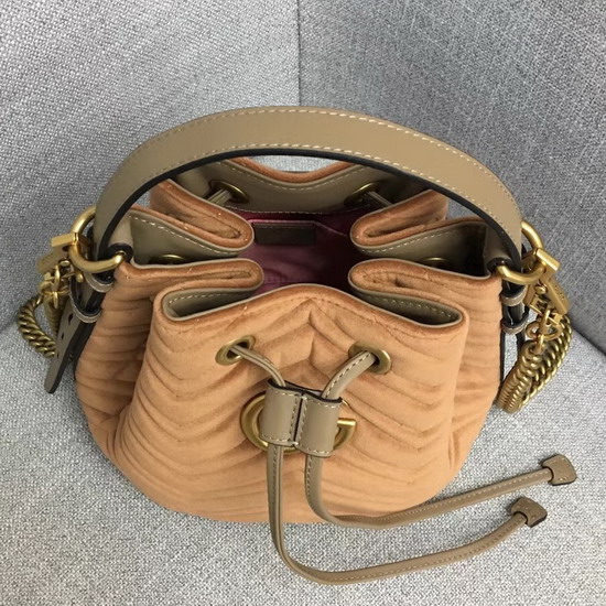 Gucci GG Marmont Quilted Velvet Bucket Bag in Tan