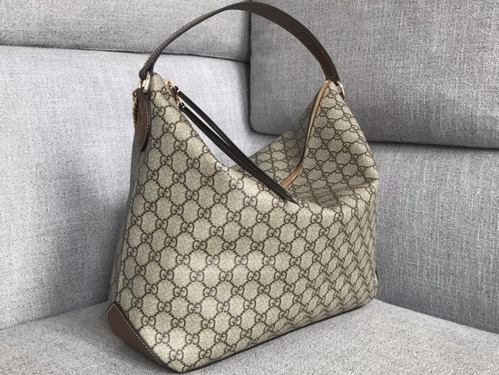 Gucci GG Supreme Large Hobo 477324