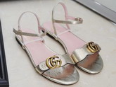 Gucci Leather Sandal in Light Gold with Double G 524631