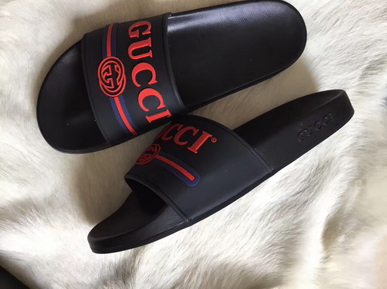 Gucci Logo Rubber Slide Sandal 525140