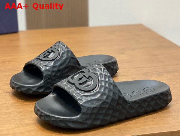 Gucci Mens Interlocking G Slide Sandal in Black Rubber 770801 Replica