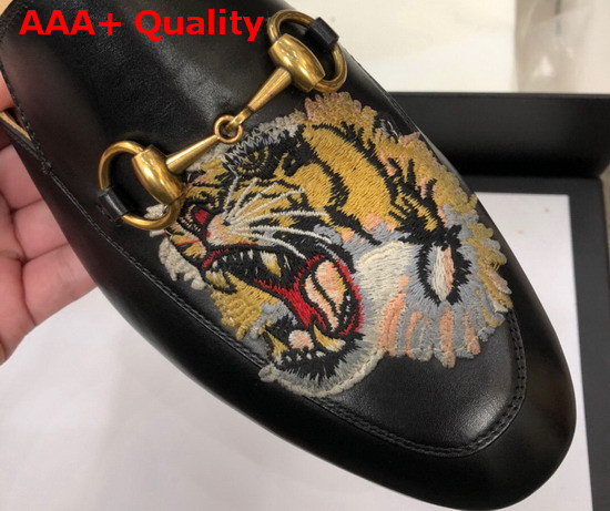 Gucci Mens Leather Horsebit Slipper in Black Leather with Embroidered Tiger Applique Replica