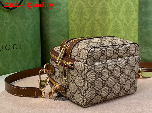 Gucci Multi Function Bag with Interlocking G Beige and Ebony GG Supreme Canvas 725654 Replica